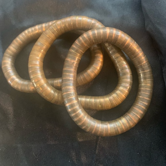 Copper necklace and bracelet set. - Picture 2 of 6